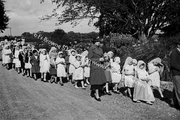 GORTNOOR ABBEY PROCESSION